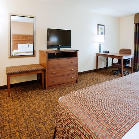 Holiday Inn Express Hotel & Suites Mount Airy By Ihg Δωμάτιο φωτογραφία