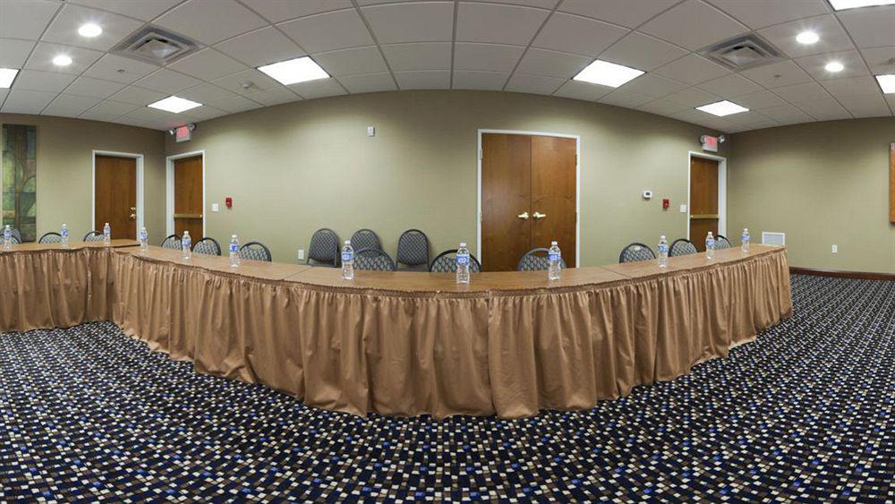Holiday Inn Express Hotel & Suites Mount Airy By Ihg Εξωτερικό φωτογραφία