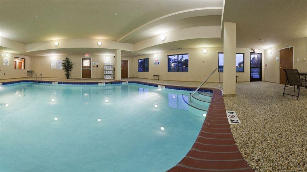 Holiday Inn Express Hotel & Suites Mount Airy By Ihg Εξωτερικό φωτογραφία
