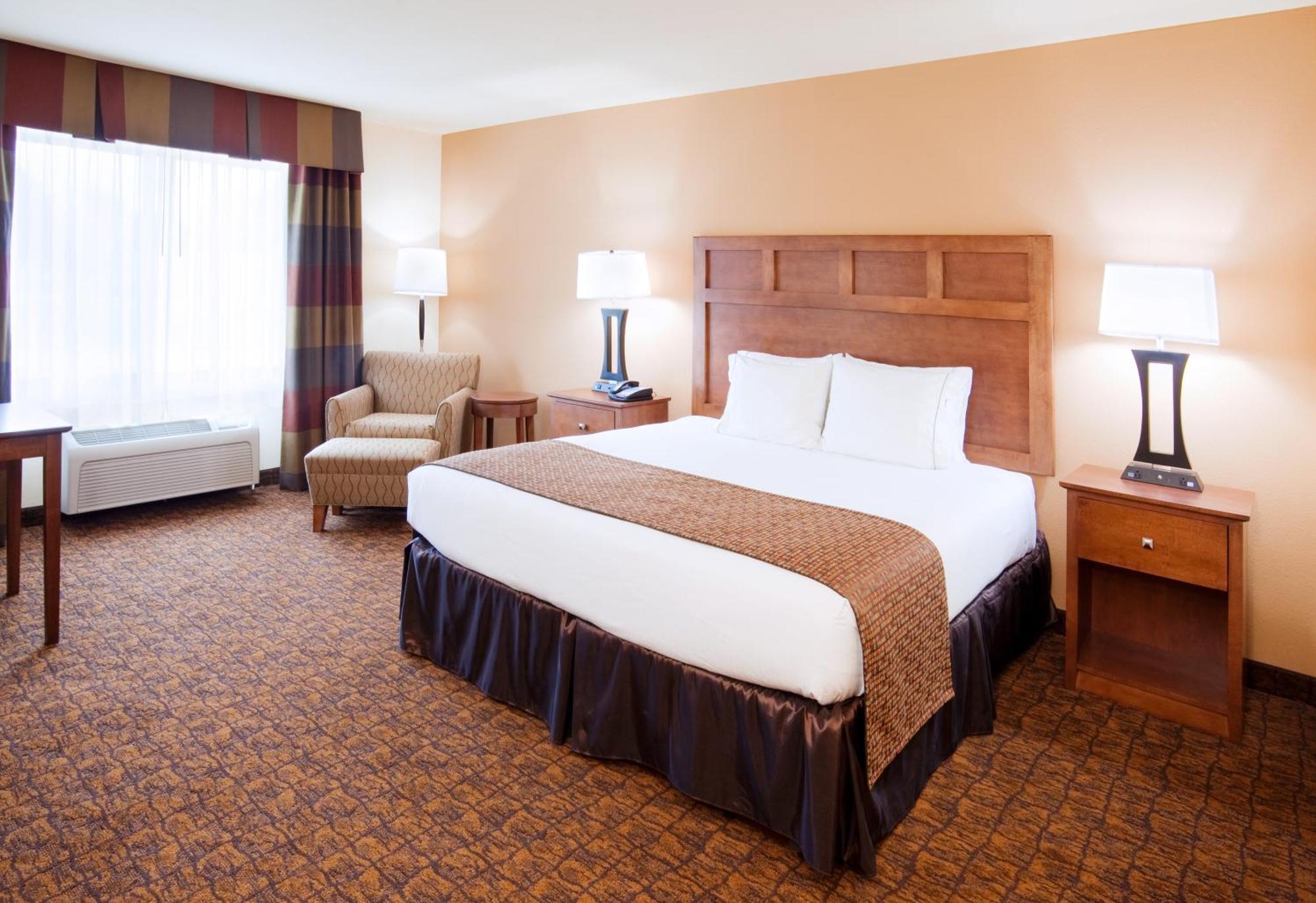Holiday Inn Express Hotel & Suites Mount Airy By Ihg Εξωτερικό φωτογραφία