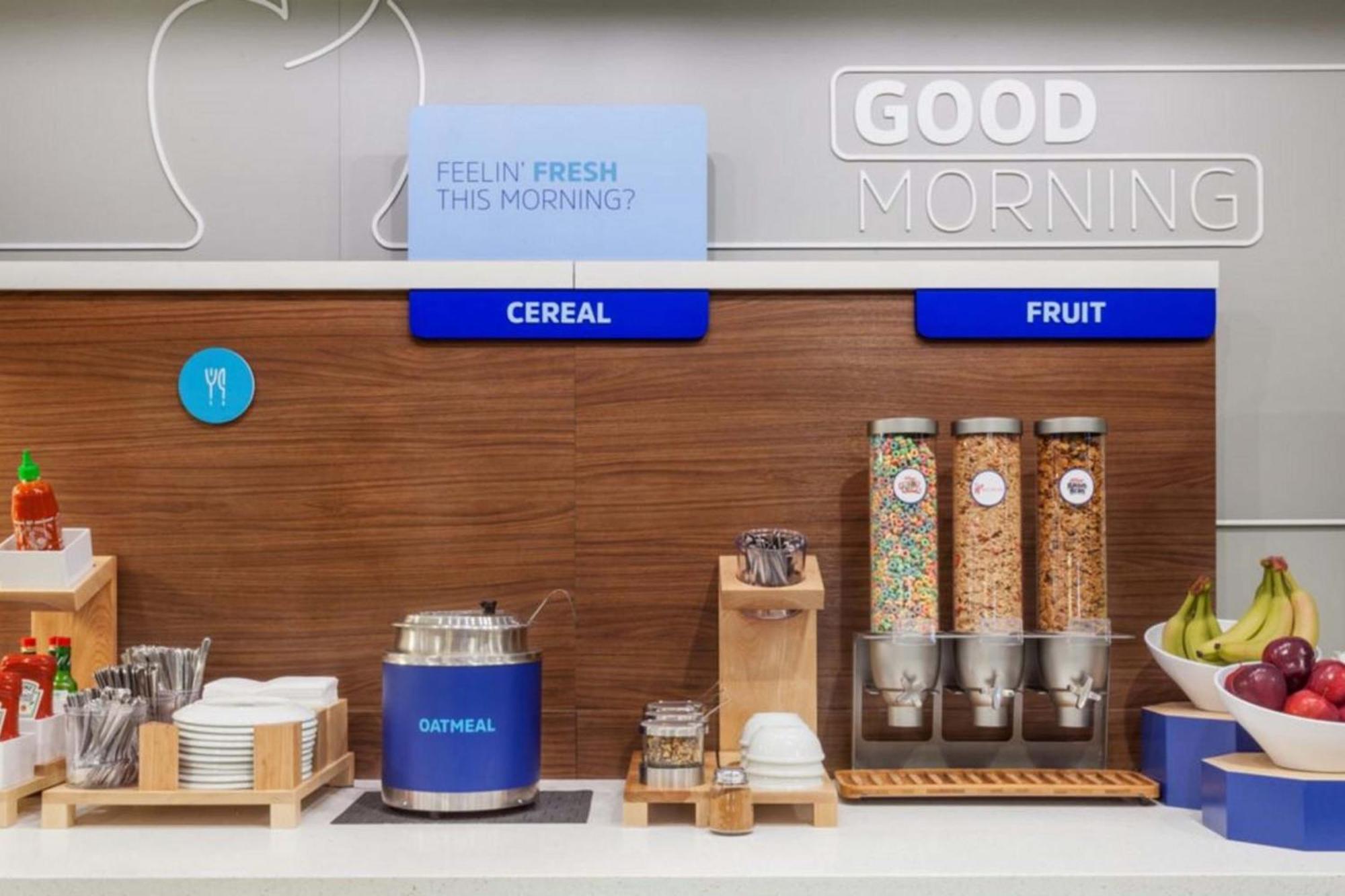 Holiday Inn Express Hotel & Suites Mount Airy By Ihg Εξωτερικό φωτογραφία