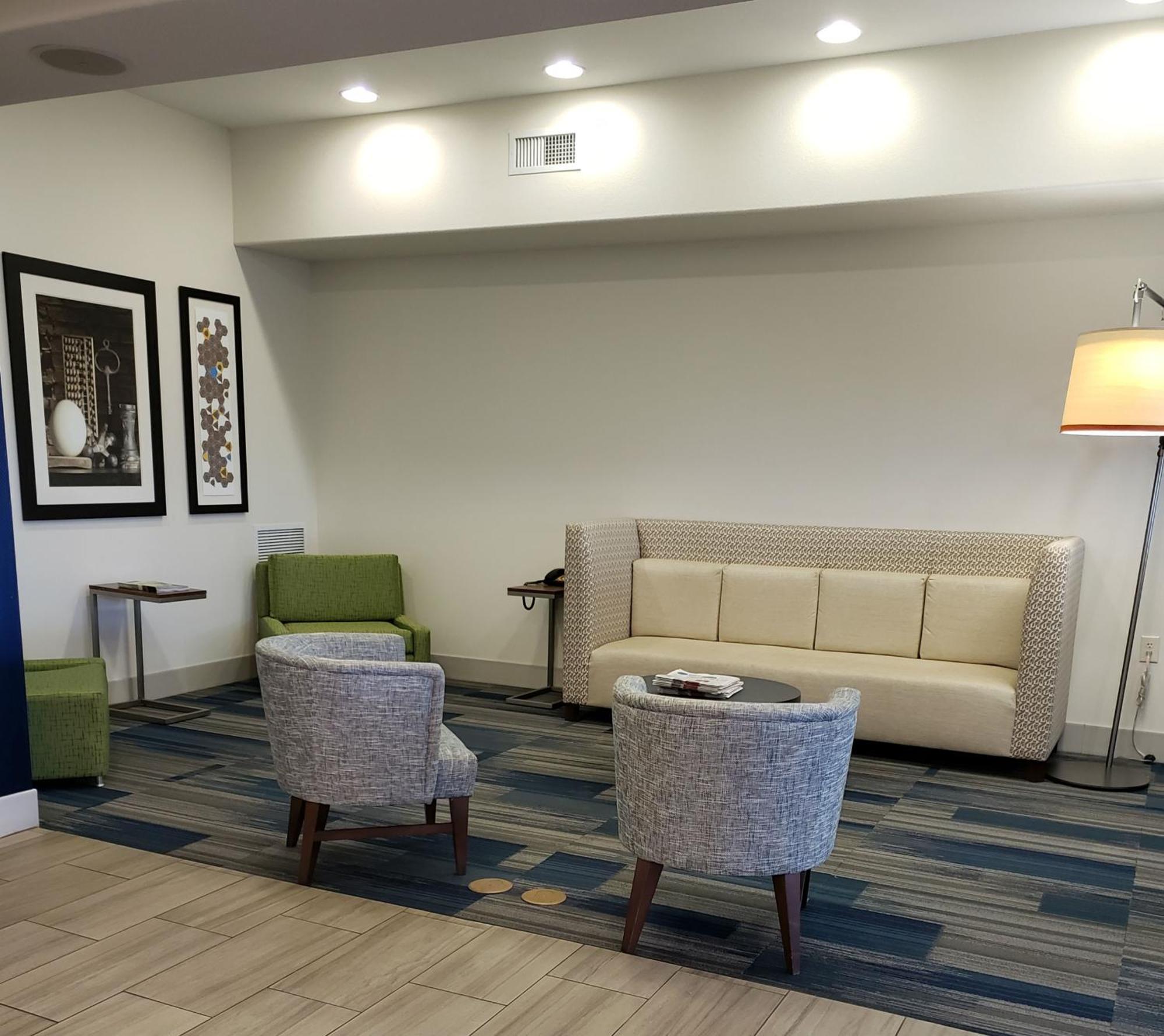Holiday Inn Express Hotel & Suites Mount Airy By Ihg Εξωτερικό φωτογραφία