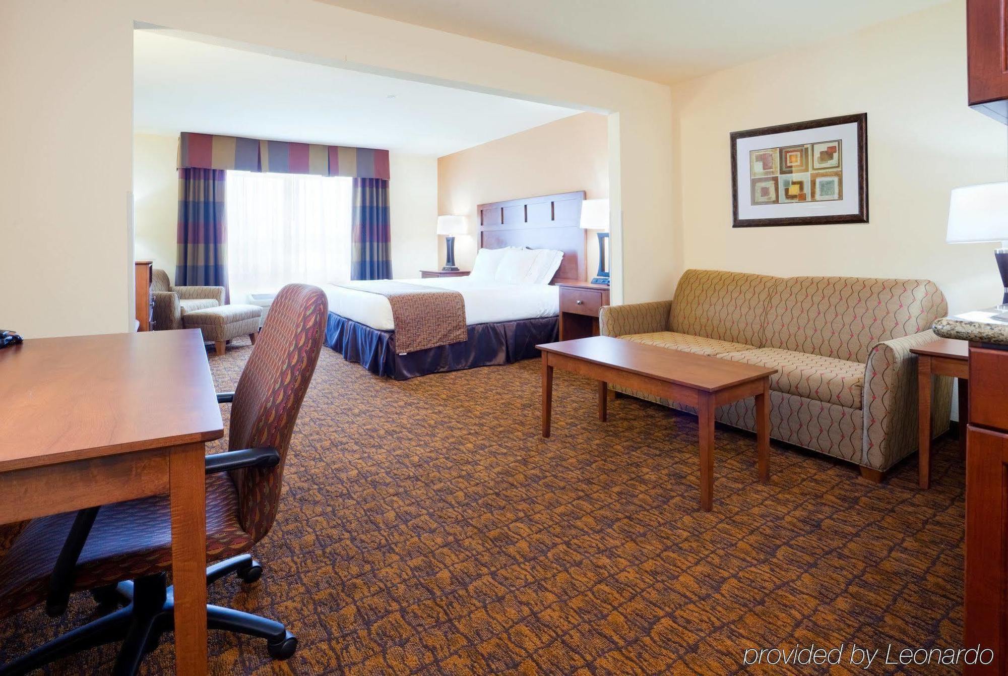 Holiday Inn Express Hotel & Suites Mount Airy By Ihg Δωμάτιο φωτογραφία